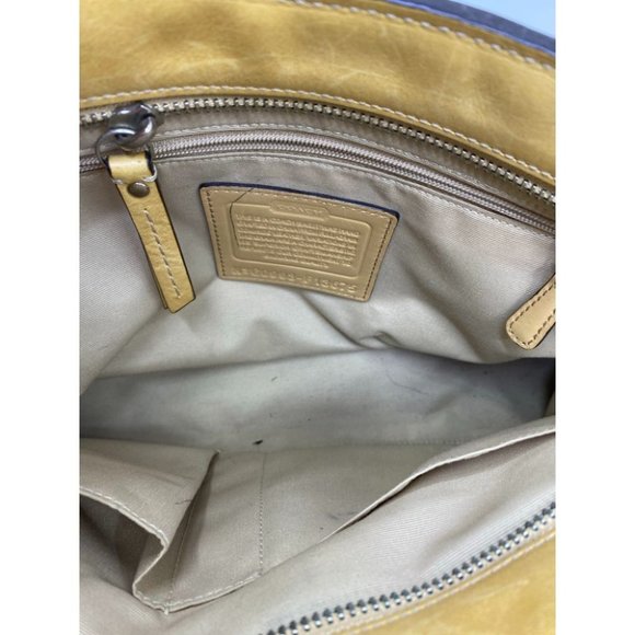 COACH Medium/ Large Leather Gold Shoulder Bag - Picture 16 of 16